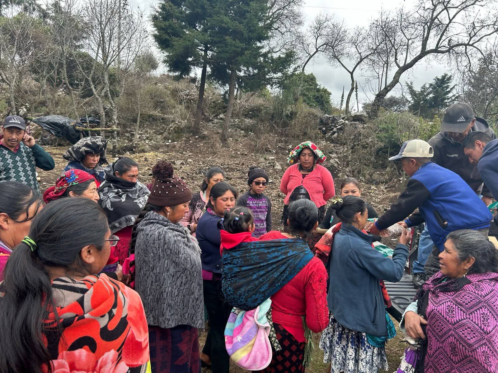 Community distribution in the mountains